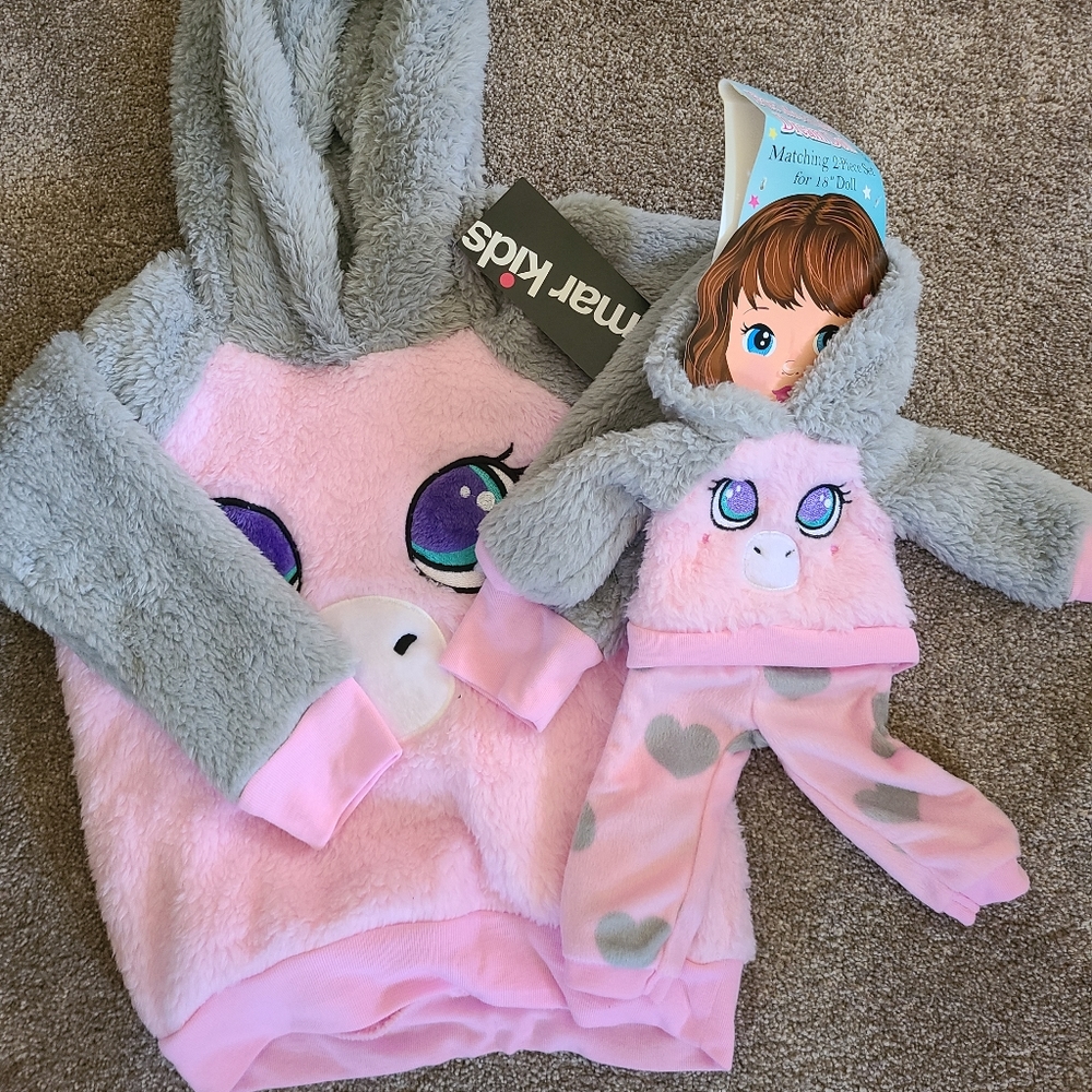 Matching doll set
